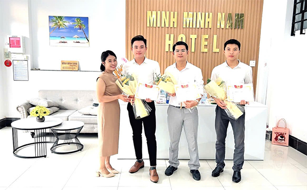 Minh Minh Nam Hotel Cần Thơ, khen-thuong-minh-minh-nam